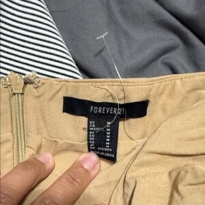 Forever 21 Beige Skirt with Gold Zipper